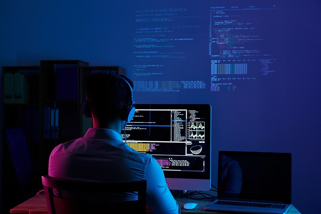 Comparing TypeScript, .NET Core, and Java for Enterprise Servers